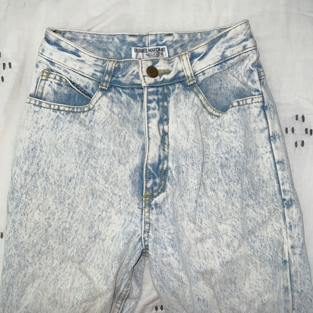 Vintage Guess light wash jeans
